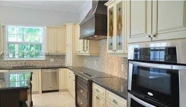 Building Photo - 5000 SW 73rd Terrace