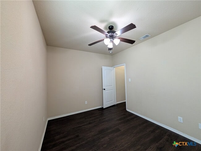 Building Photo - 1032 Brown Rock Dr