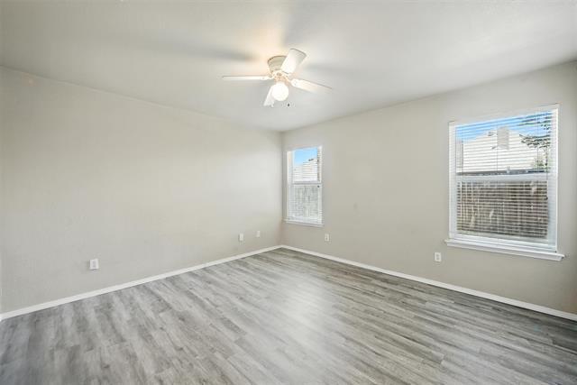 Building Photo - 1317 Village Garden Dr