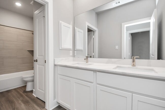 Building Photo - 7514 Terramar Bay Ln