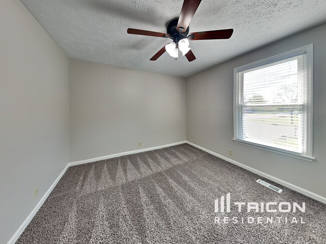 Building Photo - 206 Township Dr
