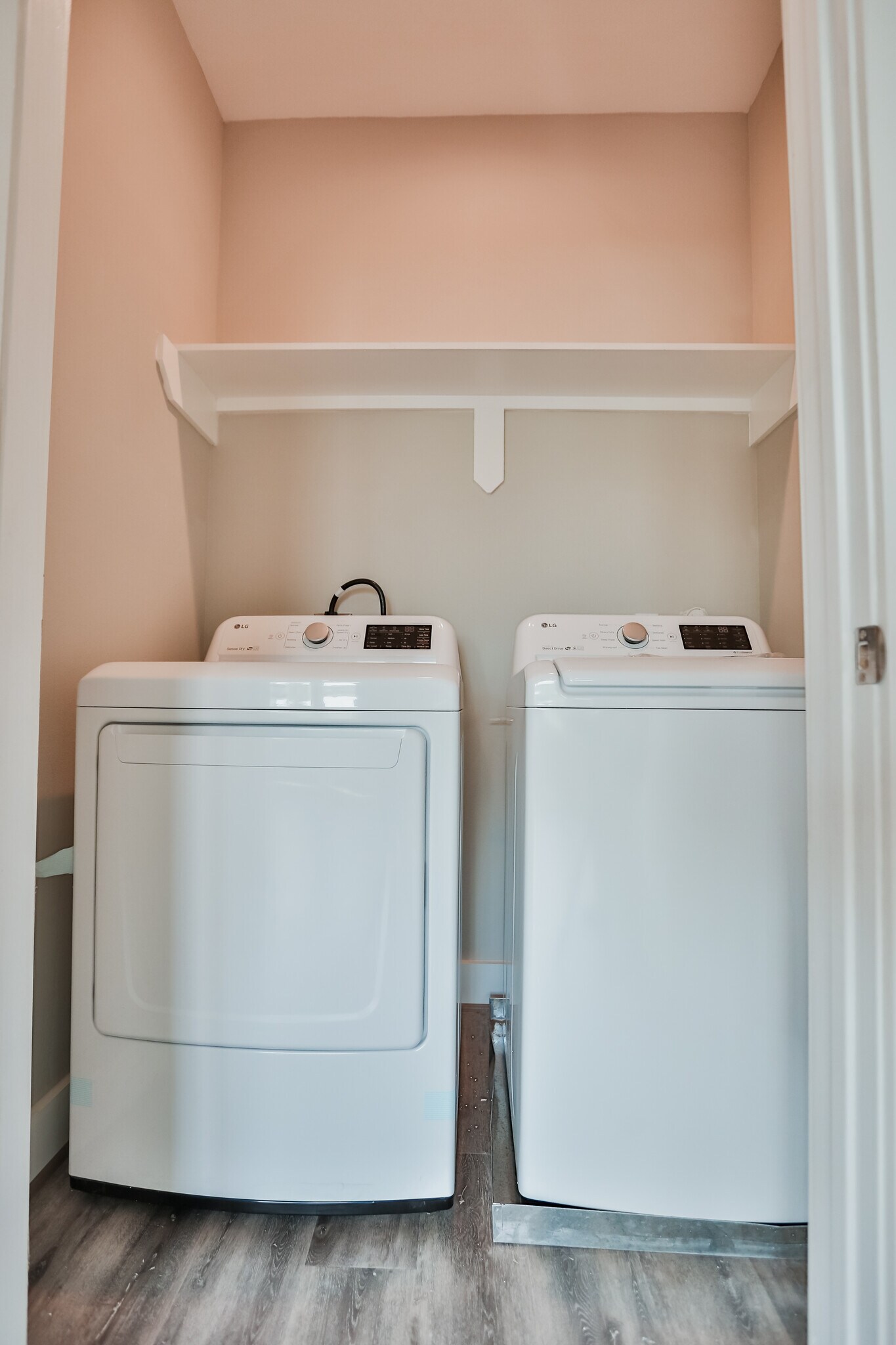 Building Photo - 3245 Dixie Dr