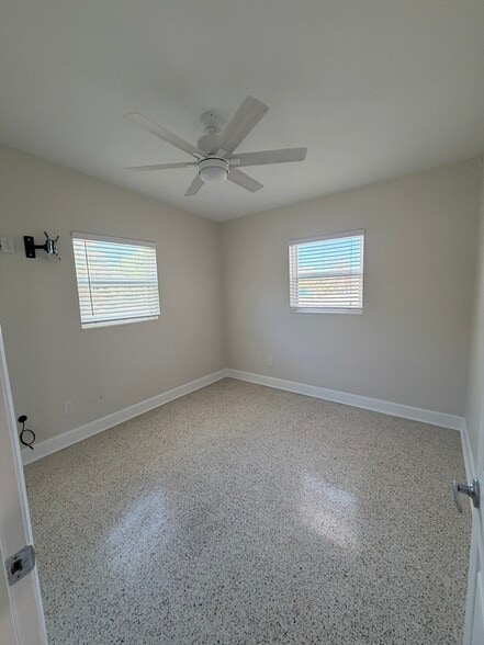 Building Photo - 268 2nd St