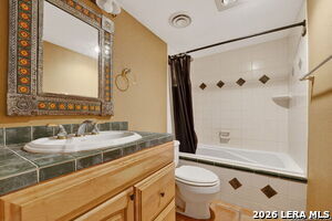Building Photo - 7701 Wurzbach Rd