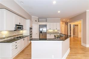 Building Photo - 6221 Spalding Dr