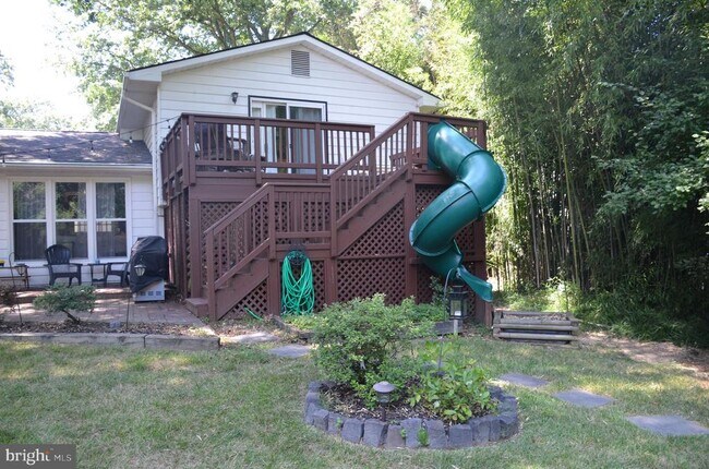 Building Photo - 8705 Yardley Dr