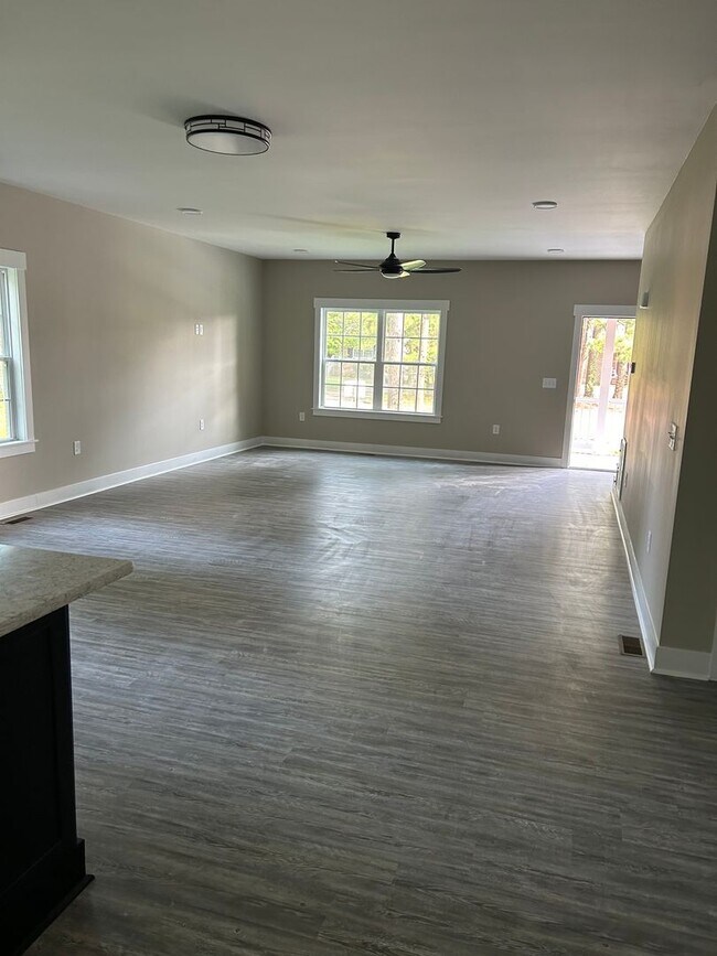 Building Photo - For Rent: Like New 3-Bedroom 2.5 Bath Home...