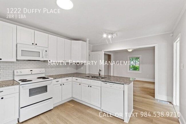Building Photo - 1222 Duffy Pl