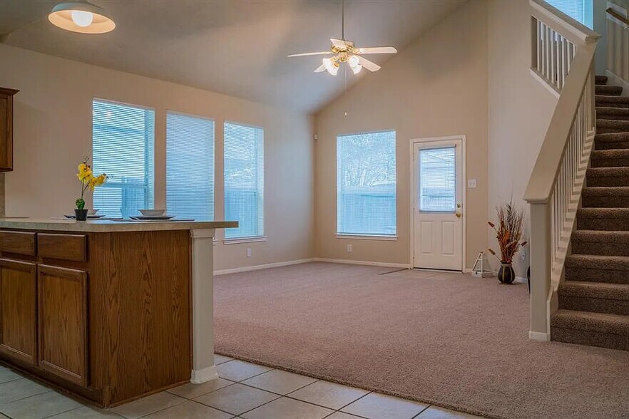 Building Photo - 8002 Arapahoe Ridge Ln