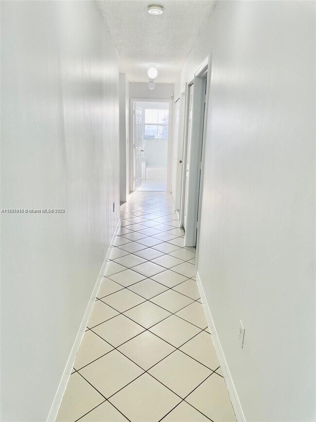 Building Photo - 14232 SW 163rd St