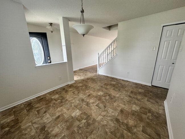 Building Photo - 1723 Elijah Blue Dr