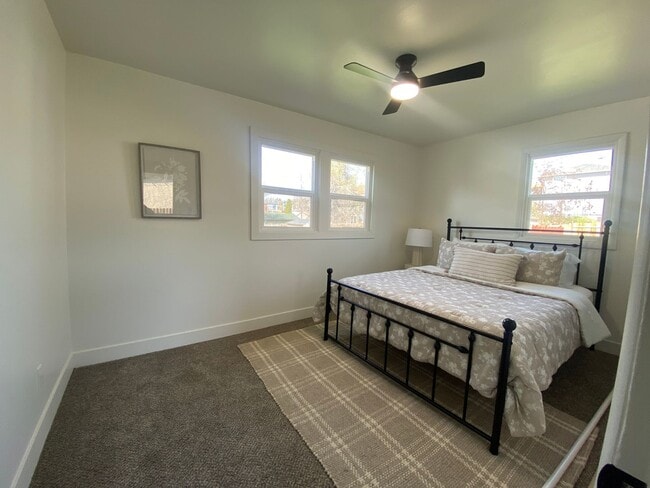 Building Photo - Totally remodeled 3-bedroom, 2-bath available now near Spokane Community College with large shop