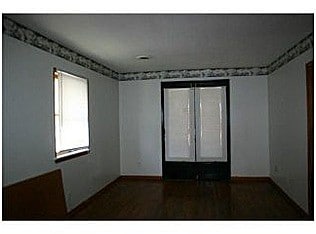 lower diningroom - 543-545 Walbridge Ave