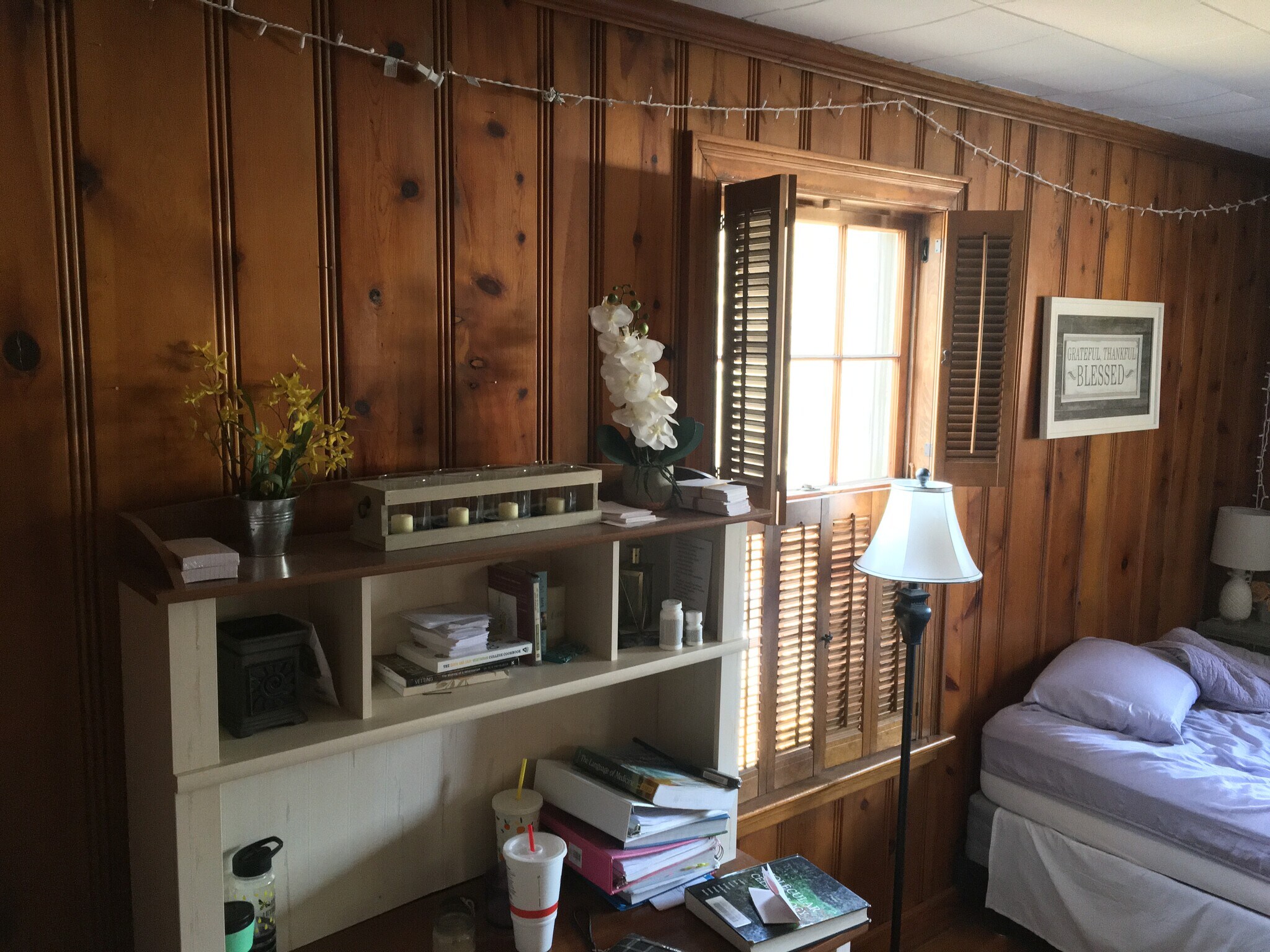 Bedroom Main Level. Has its own private entrance and window air conditioning as well as a gas heater. - 1304 Dunklin St