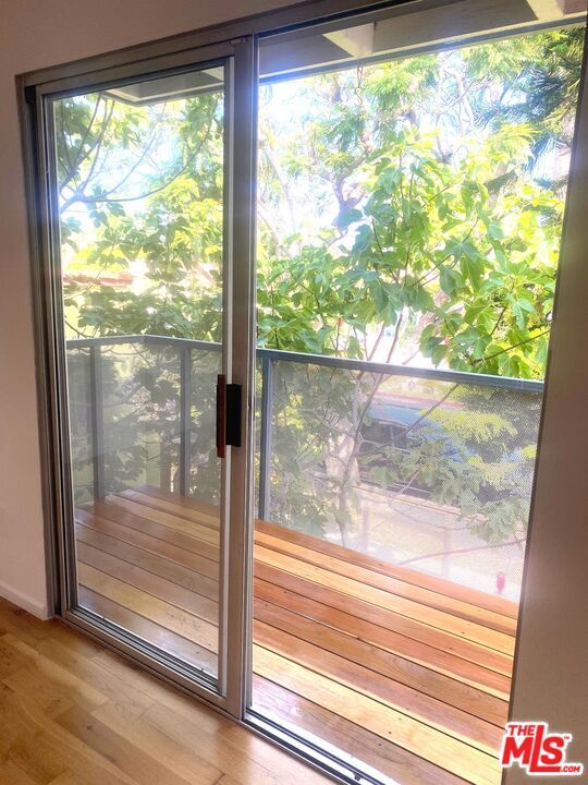 Building Photo - 504 Altair Pl
