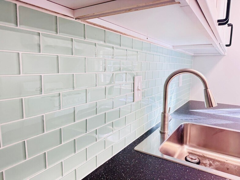 Building Photo - 8311 Garland Ave