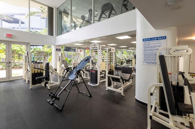 Building Photo - 18671 Collins Ave