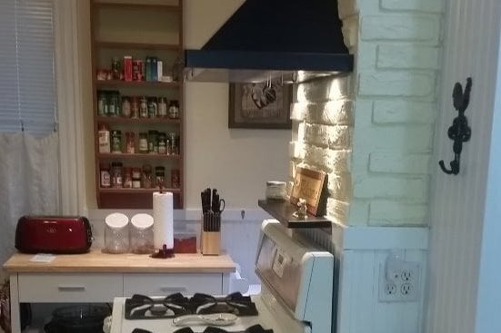 Building Photo - 16 Dresden St