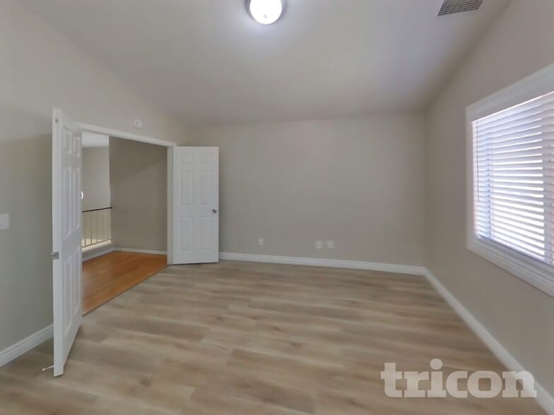 Building Photo - 2613 N 89th Dr