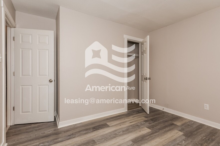 Building Photo - 3921 Palmerston Ave