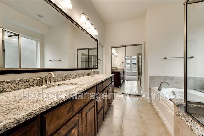 Building Photo - 2905 Dockside Dr
