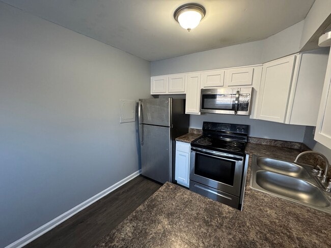 Building Photo - Warren Park 2 Bedroom Apartment