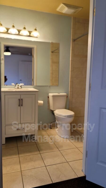 Building Photo - 2619 Sagebrush Ave