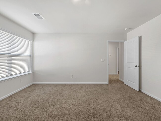 Building Photo - Spacious 3-Bedroom Home in Desirable Talley Ridge Neighborhood, NO APPLICATION FEE if APPROVED