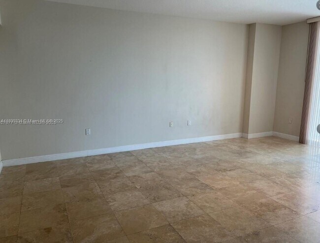 Building Photo - 1745 E Hallandale Beach Blvd