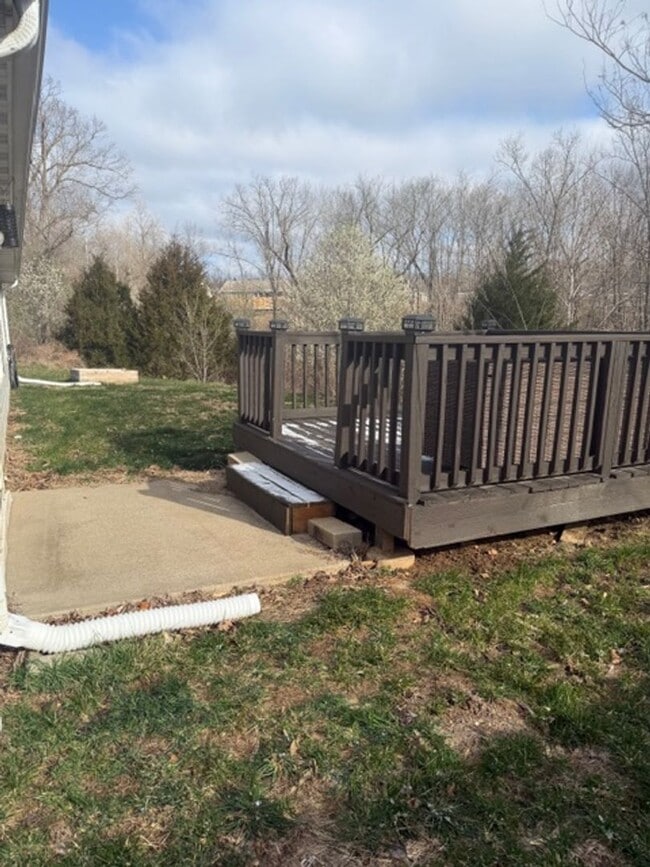 Building Photo - Beautiful 3/2 Avaliable April 20th