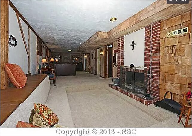 Building Photo - 3819 Midsummer Ln S