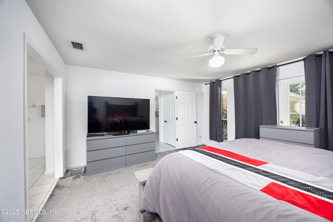 Building Photo - 2388 Halperns Way