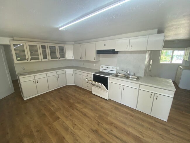 Building Photo - Charming 3 bed 1 bath in Nampa