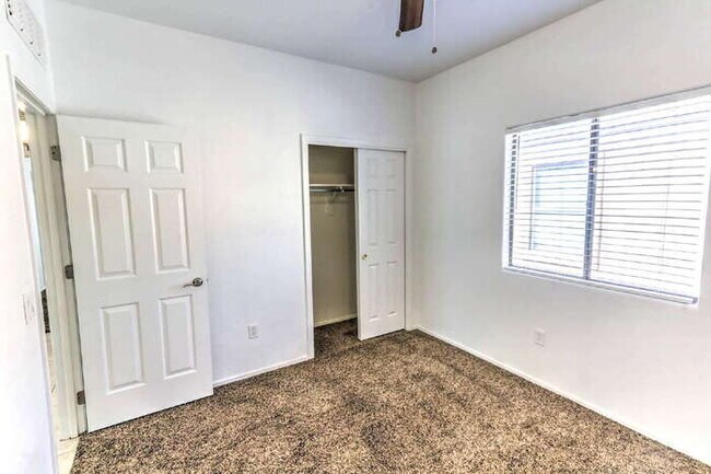 Building Photo - Rancho Sahuarita Home