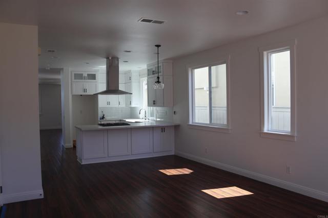 Building Photo - 6957 Catamaran Dr