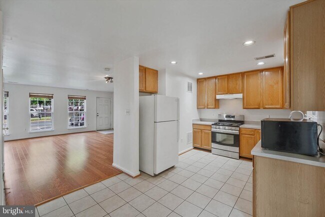Building Photo - 14844 Edman Cir
