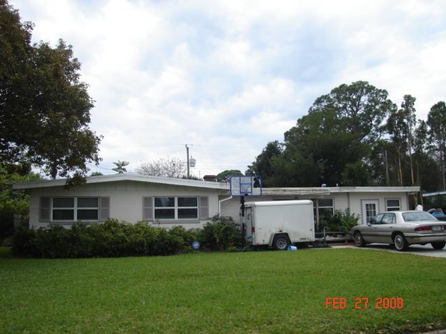 Primary Photo - 895 Delano Rd