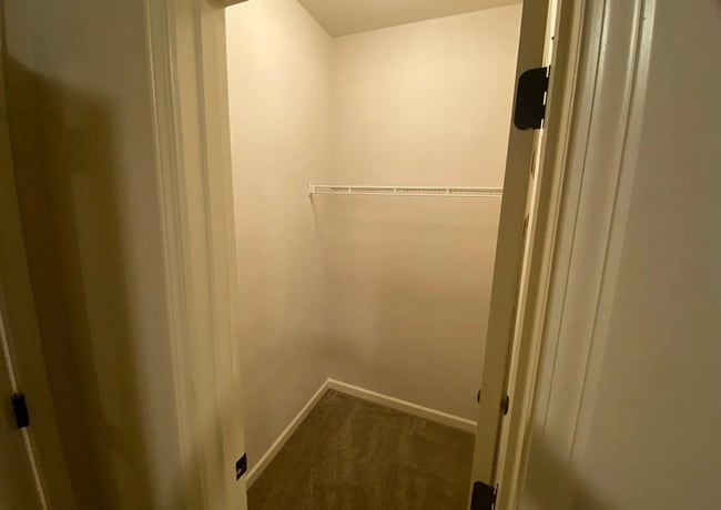 Building Photo - 4 BD/4.5 BA