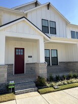 Building Photo - 15792 Millwood Trl