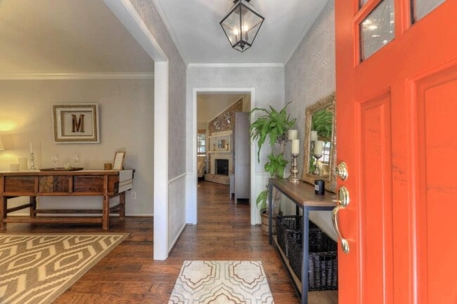 Building Photo - 14026 St Marys Ln