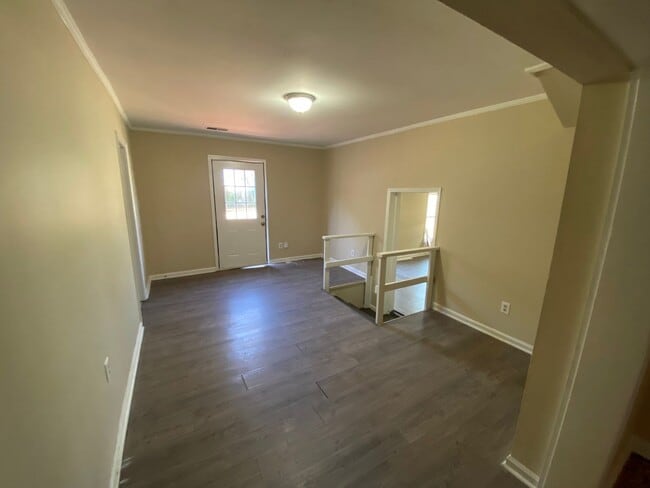 Building Photo - **ON HOLD**5 Bedroom / 2 Bathroom Home for Rent in Columbus, GA 31906