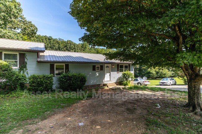 Building Photo - 221 Pattie Gap Rd