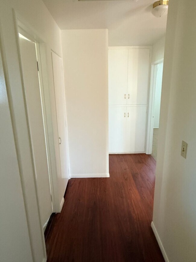 Building Photo - 9278 11th Ave