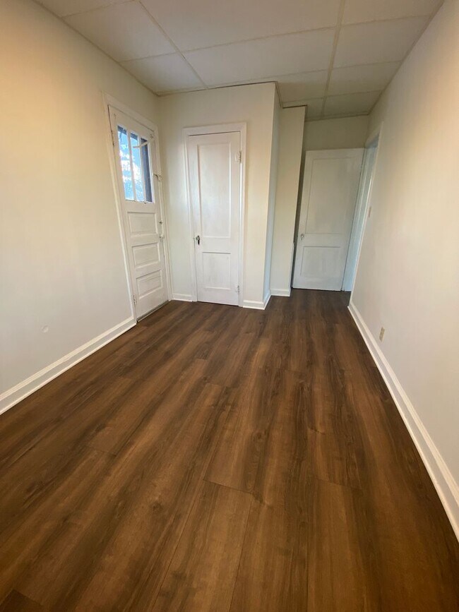 Building Photo - 1511 Oregon St