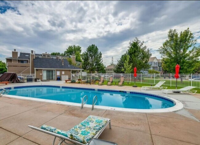 Building Photo - 1762 S Trenton St