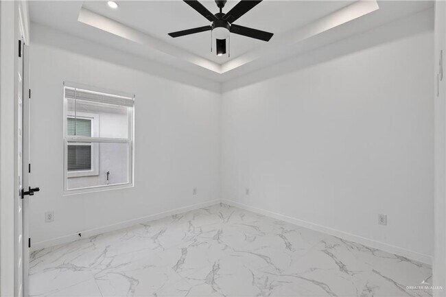 Building Photo - 15 N 39th St