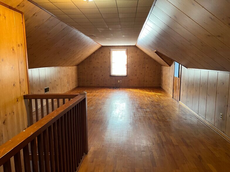 Building Photo - 1936 N Kansas Ave