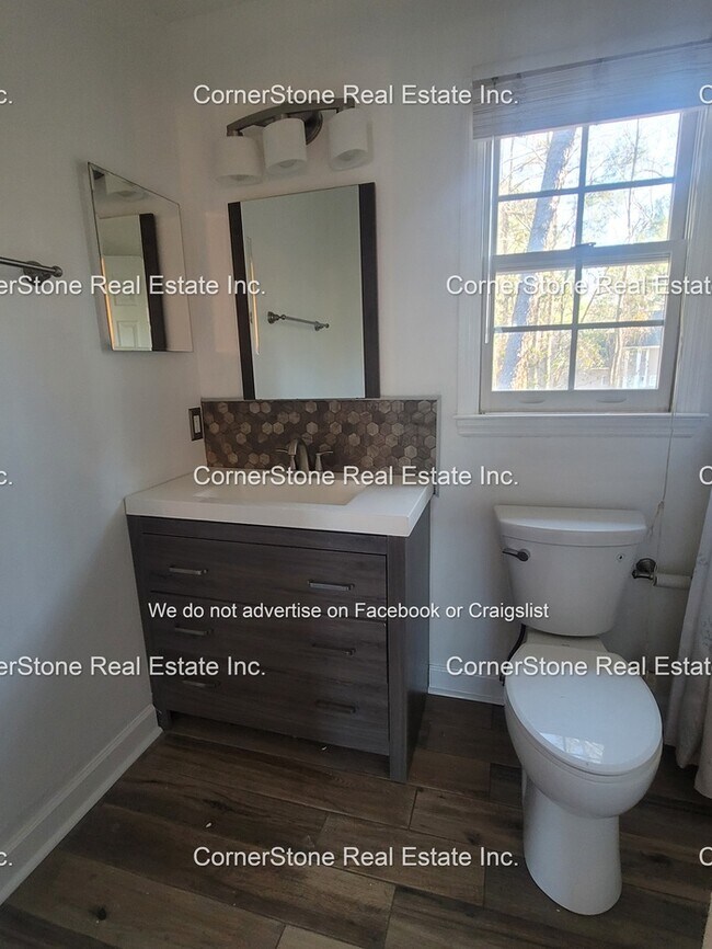 Building Photo - 3942 Watling Ct