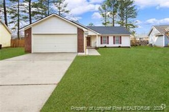 Building Photo - 5028 Shimmer Dr