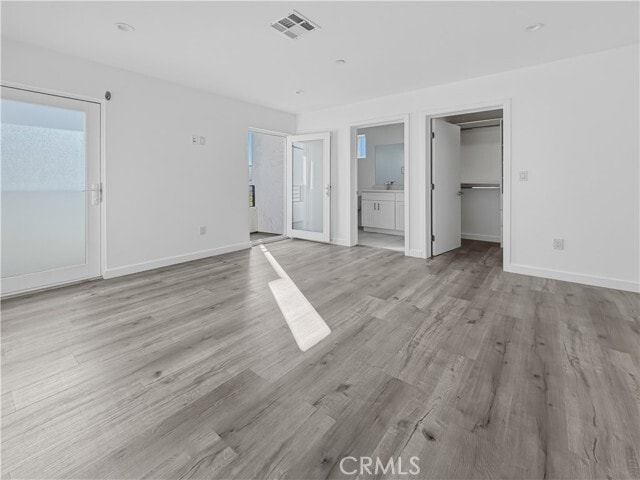 Building Photo - 10918 1/2 Hesby St